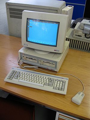 300px-Amstrad_PC1512.jpg
