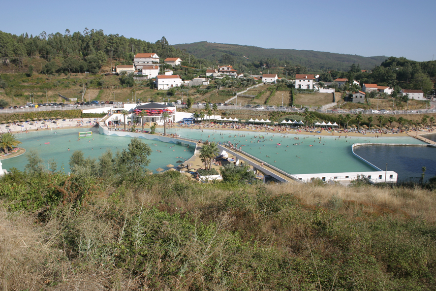 CASTANHEIRA_DE_PERA.jpg