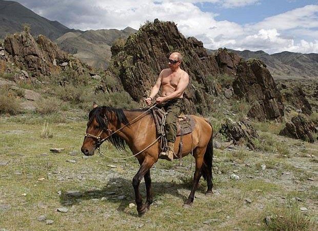 vladimir-putin-cavalo-siberia.jpg