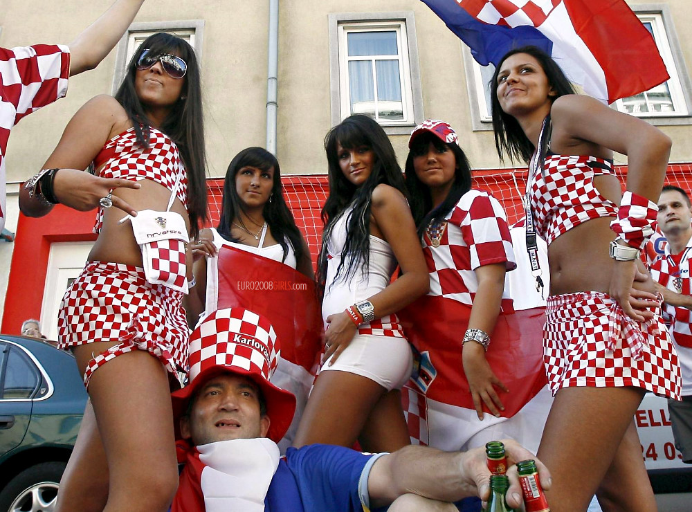 croatian_girls_euro_2008.jpg