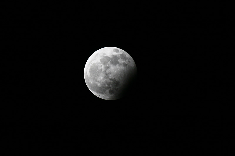 50429 eclipse parcial da lua.jpg