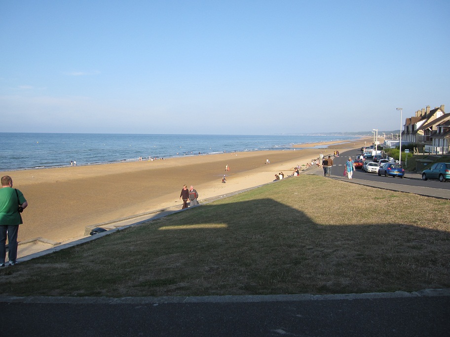omaha beach.jpg